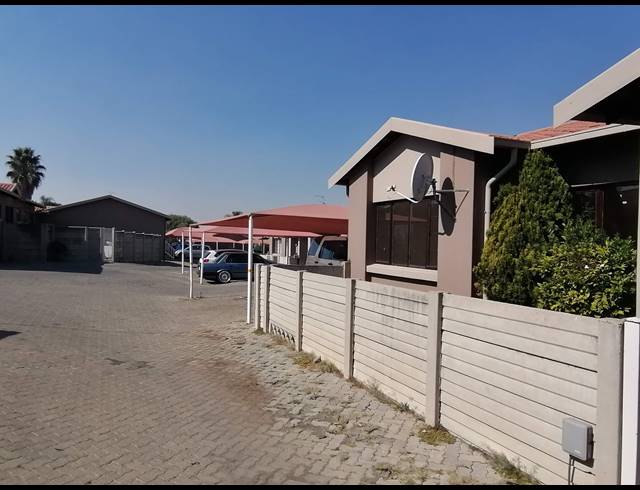 2 BEDROOM SIMPLEX RENTED IN MEYERSDAL